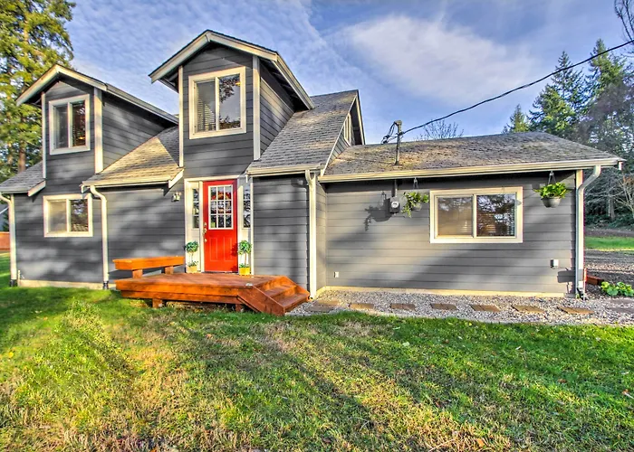 Peacock Hill Retreat On 1 Acre, 1 Mi To Harbor